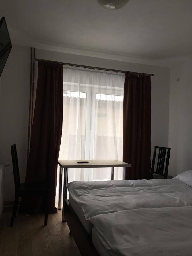 Mini-Hotel Megora Рахов Экстерьер фото